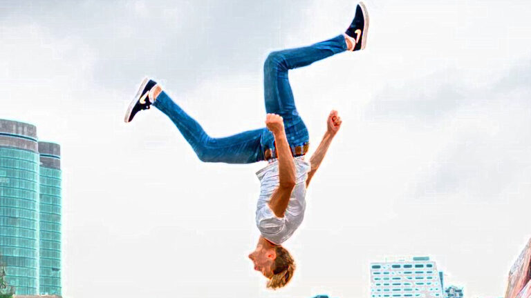 Freerunning clinics van Rutger Schipper in gymzaal van De Bonte Mol in Schermerhorn 🗓