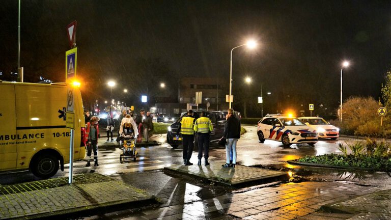 Fietser gewond bij aanrijding op rotonde Kennemerstraatweg Heiloo