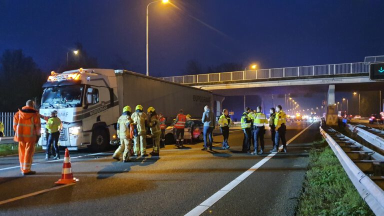 Onwel geworden bestuurder zorgt voor kilometers lange file op A9