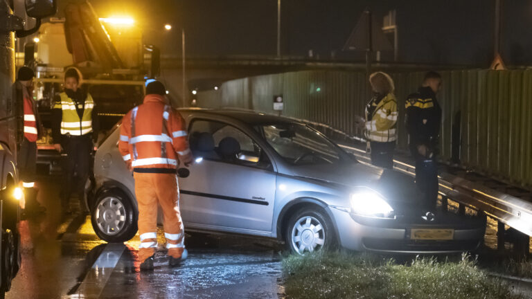 Plaatselijke gladheid mogelijke oorzaak ongeval N242