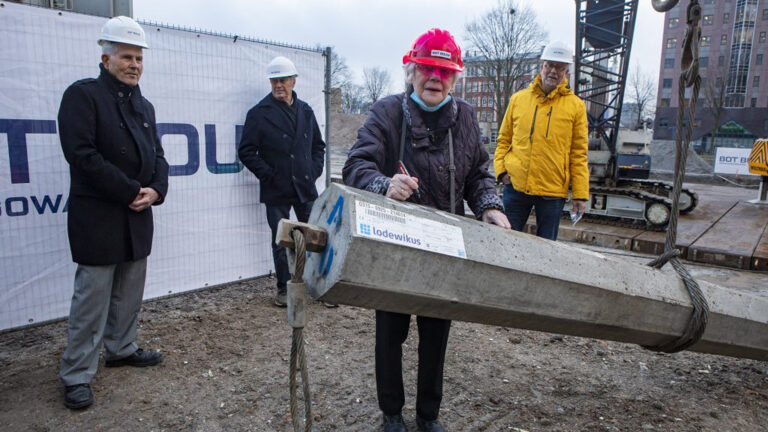 Bouw van senioren wooncomplex Nieuwe Kooimeer van start