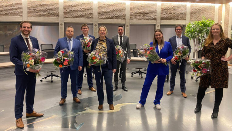 Nieuwe gemeenteraad en college van Dijk en Waard van start