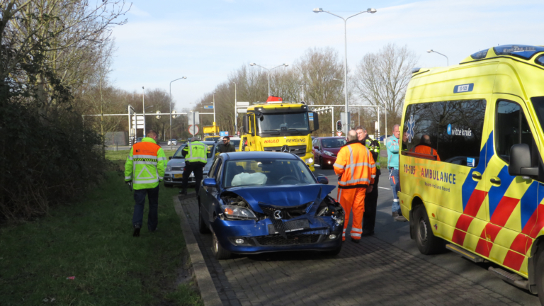 Veel schade bij kop-staart botsing op Schagerweg (N245)