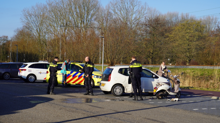 Aanrijding op Hertog Aalbrechtweg in Alkmaar
