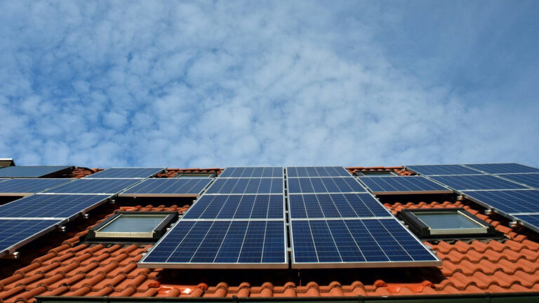Zonnepanelenactie voor inwoners Dijk en Waard