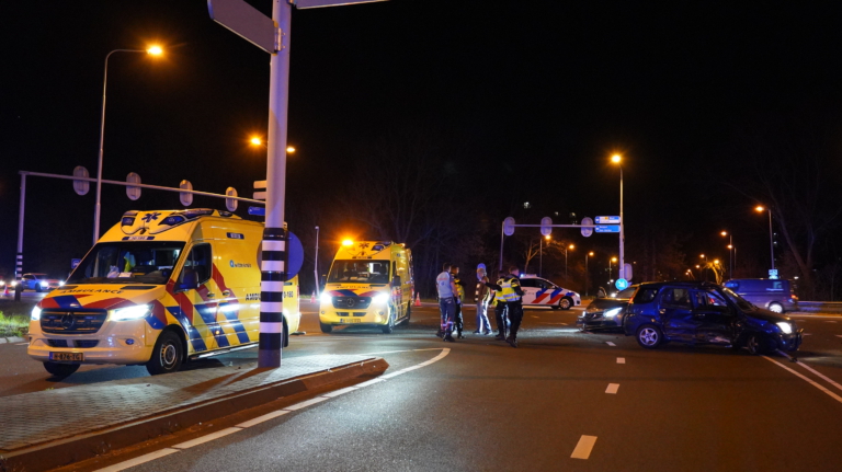 Drie gewonden naar ziekenhuis na ongeval op kruising Martin Luther Kingweg