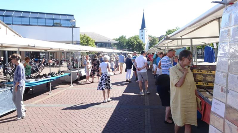 Zaterdag tijdens Kunstparade Heiloo kunst- en boekenmarkt bij winkelcentrum ‘t Loo 🗓