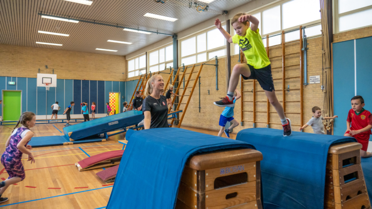 Meer salaris voor gymleraren Alkmaar/Holland Sport, diverse vacatures open