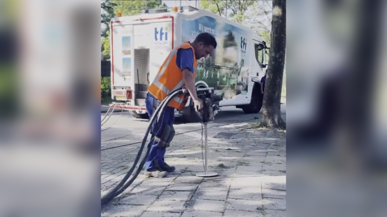 Grondverbetering voor lindebomen aan Lorreinenlaan in Alkmaar