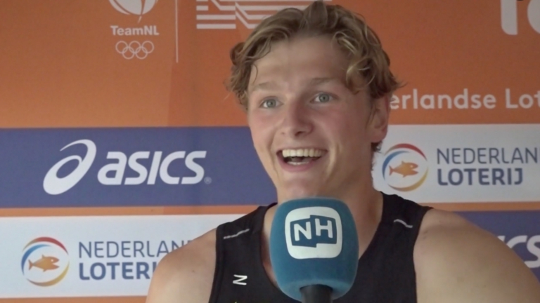 Egmonder Timme Koster debuteert op NK en verrast met Nederlandse hordentitel