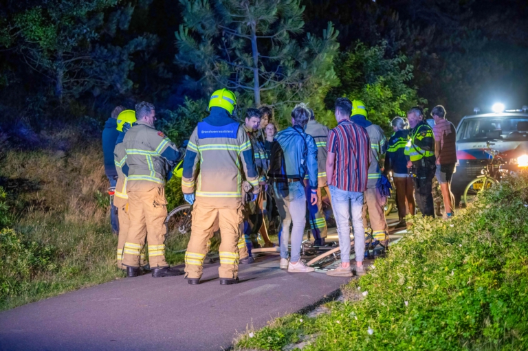 Nachtelijke fietstocht leidt tot beklemde voet en doorgeknipte spaken