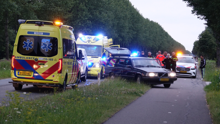 Fietser zwaargewond na val op N243, traumahelikopter opgeroepen