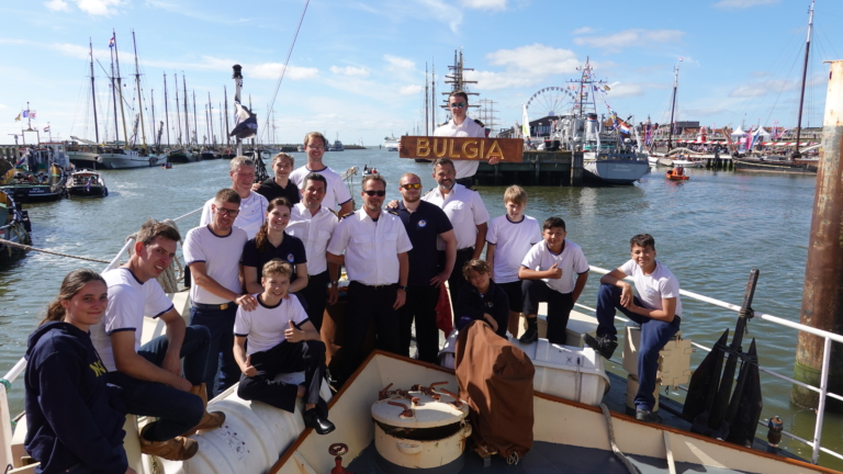 300.000 bezoekers voor Sail Harlingen met Bulgia van Zeekadetkorps Alkmaar