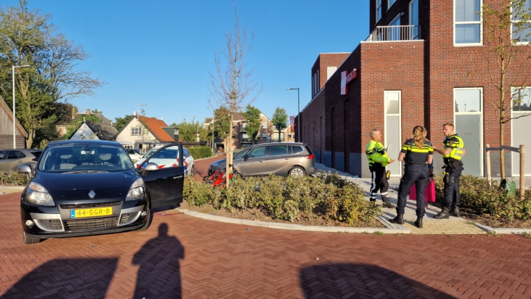 Meisje op fiets gewond bij aanrijding in Stompetoren