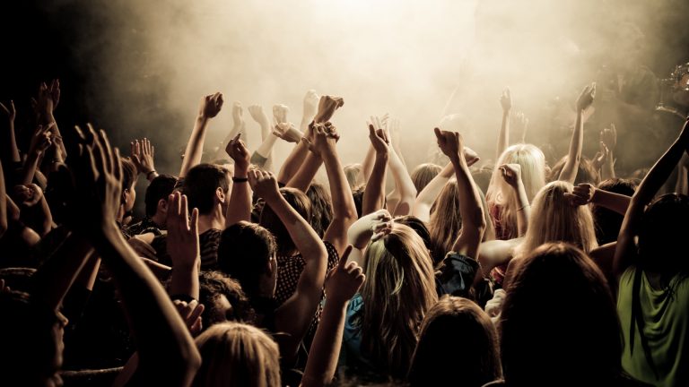 Festival Elrow Town in Geestmerambacht gaat toch door