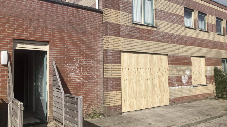 Heerhugowaarders voelen zich na reeks explosies in buurt niet veilig: “Het is weer zover”