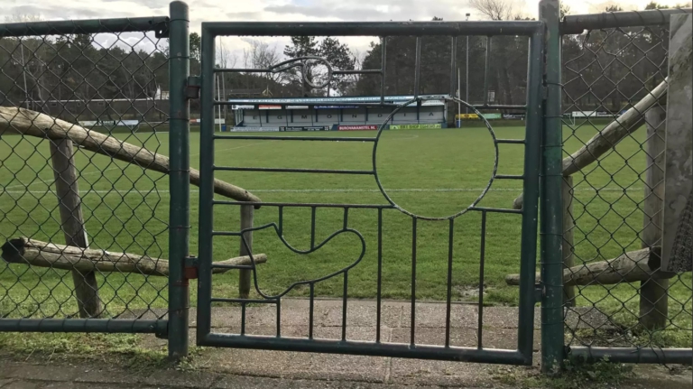 Egmondse voetbalclubs zetten fusie door: “We gaan voor één van de huidige complexen