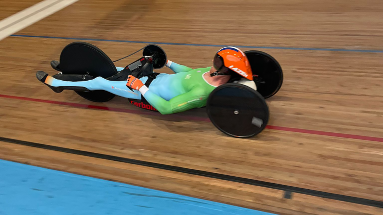 Paralympiër Geert Schipper wil werelduurrecord handbiken terugpakken in Sportpaleis Alkmaar 🗓