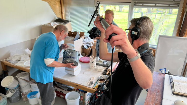 KunstNetTV gaat voor eerste aflevering ‘Keramiek in Beeld’ langs bij Harry Agema