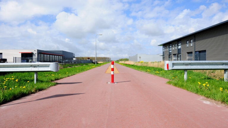 Gemeente Dijk en Waard wil onafhankelijk stroomnet op alle bedrijventerreinen