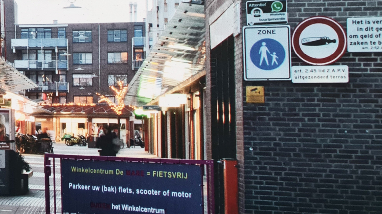 Wijkagenten Alkmaar-Noord houden ‘gebiedsdag’: grootste ergernissen bekeurd