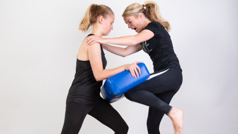 Cursus weerbaarheid en zelfverdediging voor meisjes en jonge vrouwen 🗓