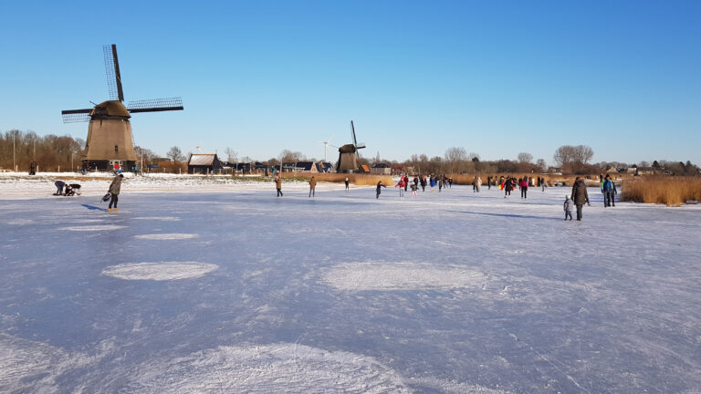 IJsclubs maken zich op voor winterweer: “Het kriebelt”