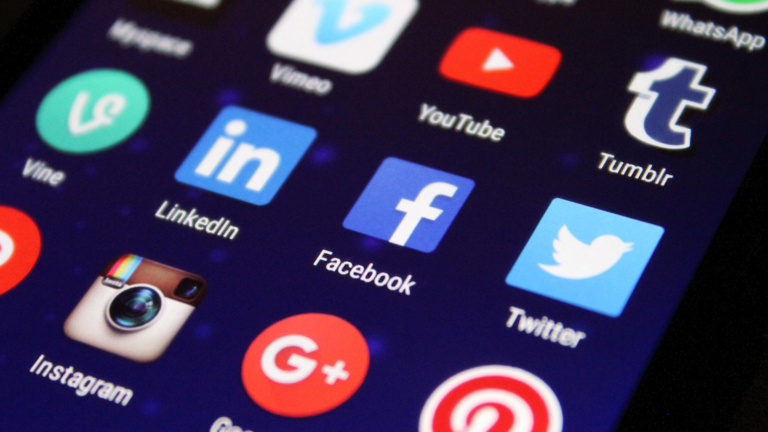 Dijk en Waard denkt na over beleid rondom negatieve reacties op sociale media