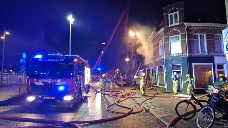 Vanessa ving bewoners brand Alkmaarse Stationsweg op: “Ze stonden op blote voeten in hun pyjama”