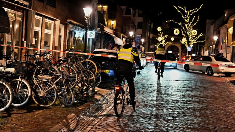 Onderzoek naar taxichauffeur die Alkmaarder (37) overreed bij Waagplein