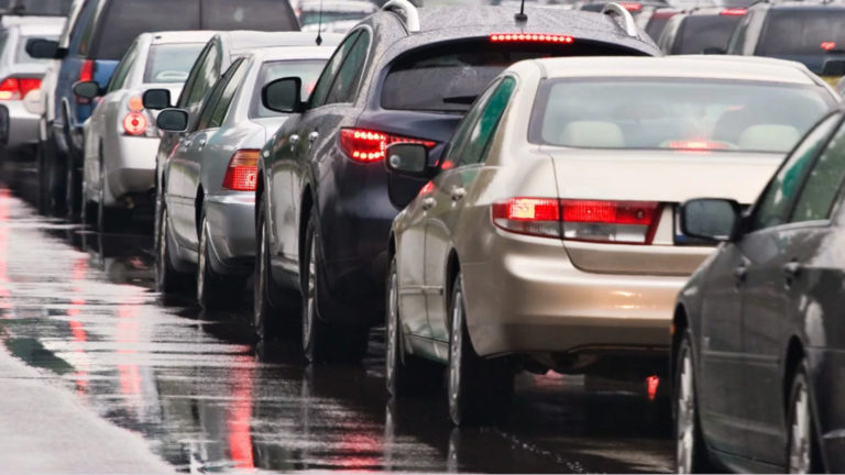 Bijna twintig kilometer file door ongeluk en pechgeval op A9