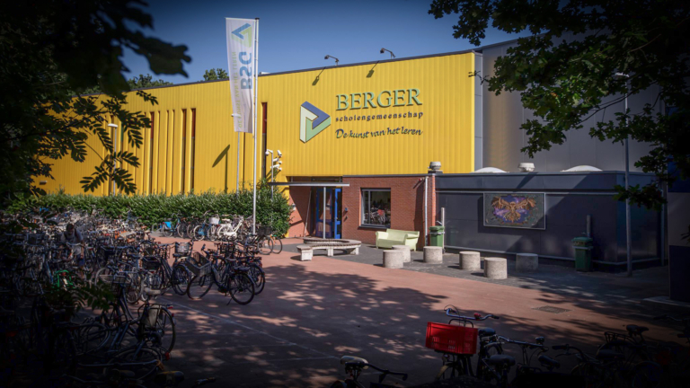 Bewoners Oudtburghweg en Kerkedijk zien explosieve toename verkeer niet zitten