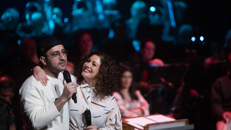 Benefietconcert voor Giro555 in Cool brengt 3.500 euro op
