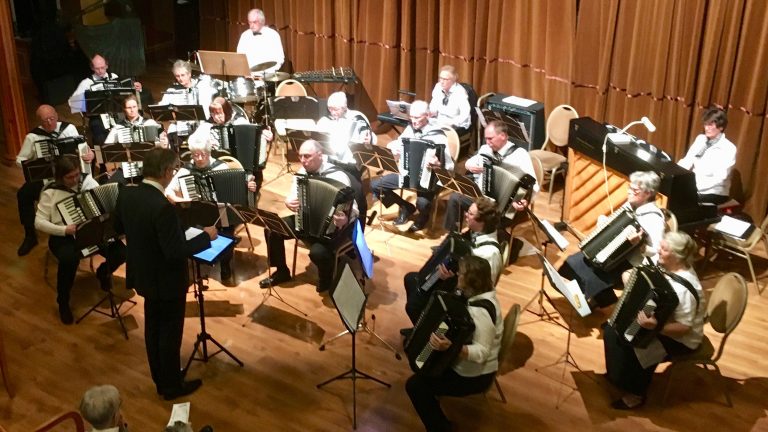 Jaarconcert accordeonvereniging Vita Nova in Alkmaars wijkcentrum 🗓