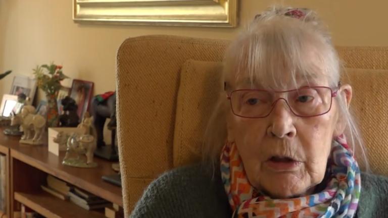 Dichteres Greet Jonk- Commandeur (95) overleden