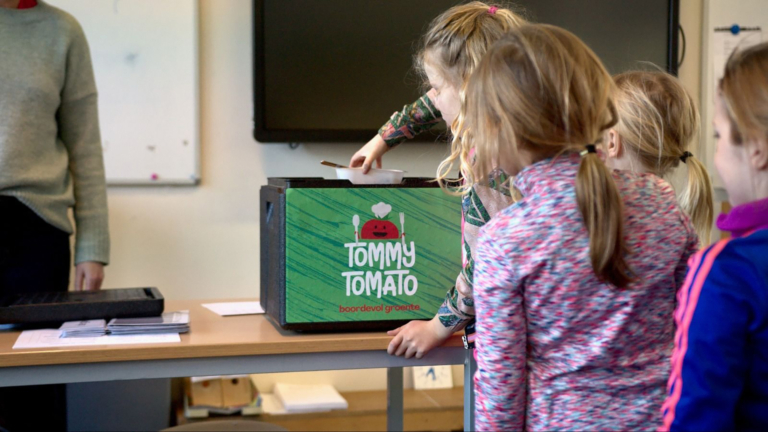 Bij De Fontein krijgen kinderen een warme lunch: “We besteden veel aandacht aan gezonde voeding, sporten en bewegen”