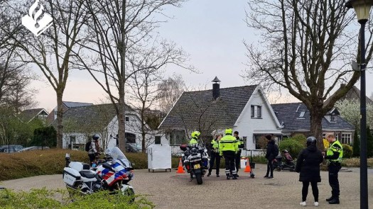 Verkeerscontrole op Stationsweg in Heerhugowaard: “Bleek hard nodig”