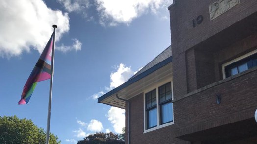 Heiloo krijgt tweede regenboogzebrapad