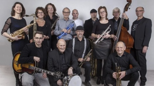 L-Star Bigband treedt op in tuin van Jan Rovers 🗓