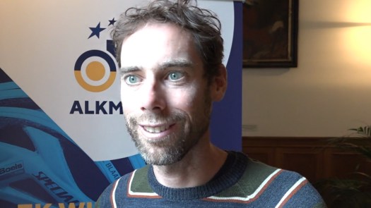 Laurens ten Dam komt net te kort en wordt vierde in grootste gravelrace ter wereld