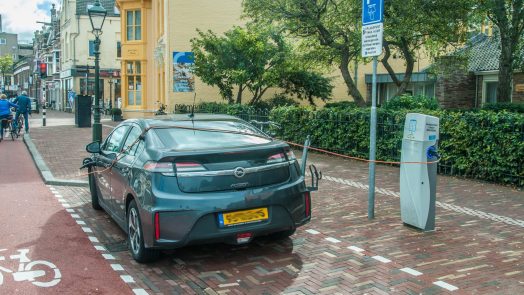 Elektrisch rijden relatief duur in regio, laadpalen bovengemiddeld prijzig