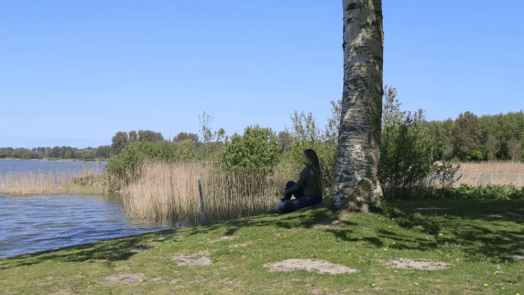 Nikki loodst luisteraars door Alkmaarse Wandel4daagse met bijzondere natuurpodcast
