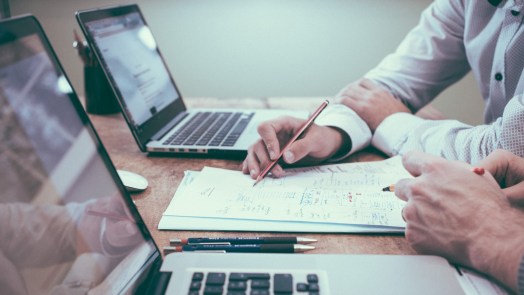 Wat houdt de term ‘eigenrisicodrager’ in bij een verzekering? [Advertorial]