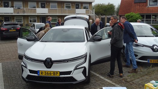 Autodelers in De Rijp roepen omgeving op om mee te doen: “Mijn ervaringen zijn heel positief”