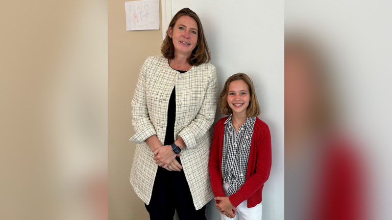 Fleur Bakker (10) wordt nieuwe kinderburgemeester Heiloo