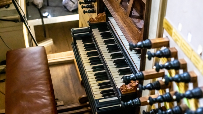 Aandacht voor vergeten componisten tijdens Zomeravondconcert door Frank van Wijk 🗓