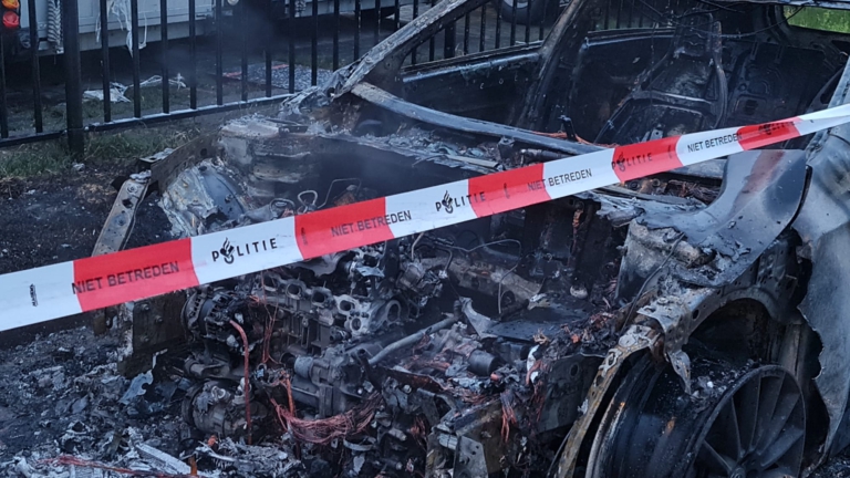 Drie autobranden in een week tijd: wat is er aan de hand in Heerhugowaard?