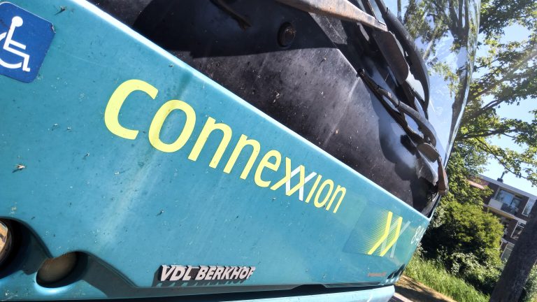 Kinderen reizen tijdens zomervakantie goedkoper met de bus