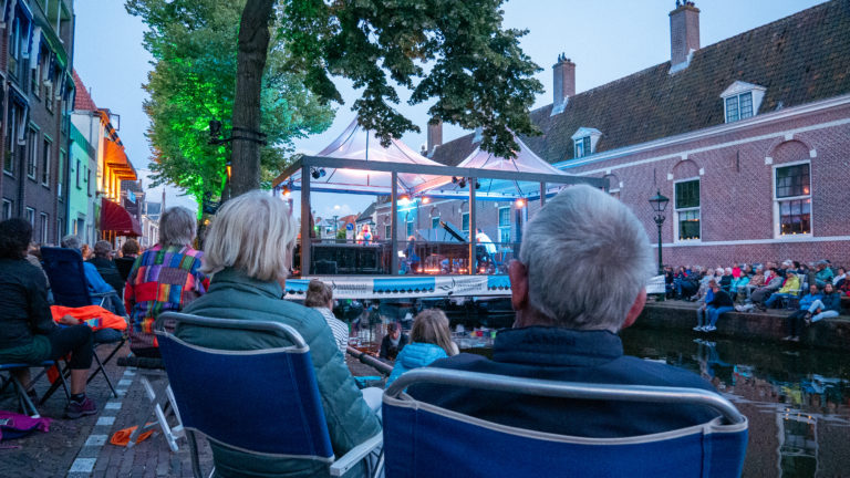 Laatste Lindegrachtconcert opgeluisterd door première muziekstuk voor Alkmaars Ontzet 🗓