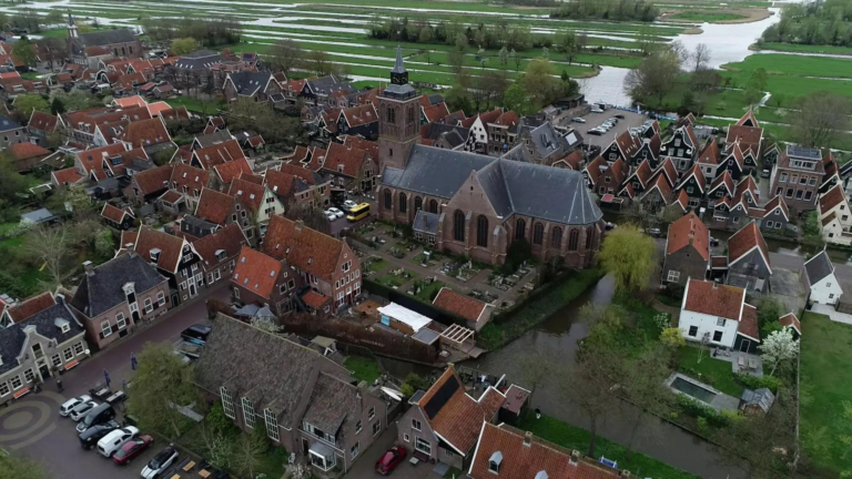 Kleurrijk De Rijp presenteert op 13 augustus ‘Talent bij het Monument’ 🗓